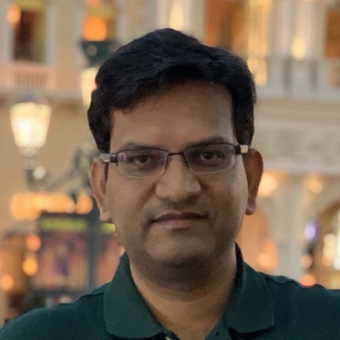 Praveer Kumar, founder of amoviti